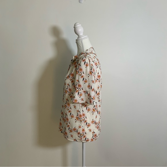 White Floral Short Sleeve Chiffon Blouse - Picture 5 of 11